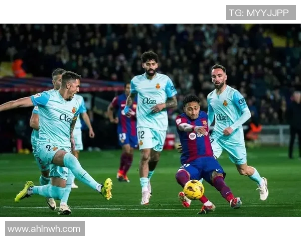 2016年巴塞罗那与阿森纳激战回顾：欧冠赛场的精彩对决与战术较量